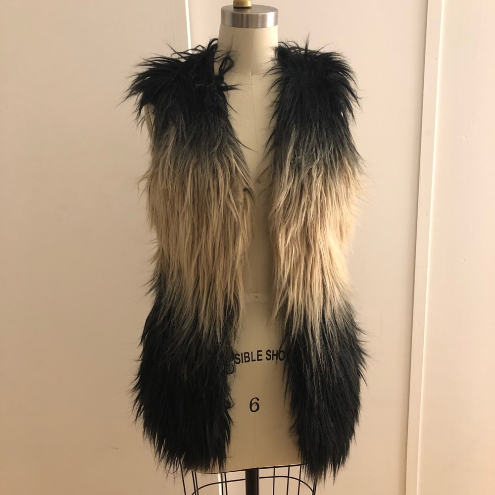 Black and Nude ombré fur vest